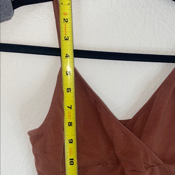 🎱Cute basic top in the shade Rust! - Picture 2 of 5